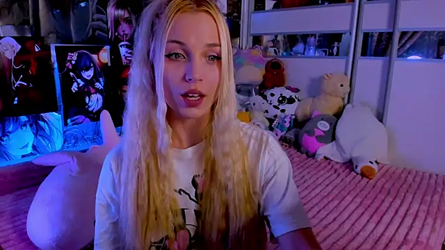 Snapshot of Cute__Pony chatting on 23, 9, 2025 Cute Pony online show from 23, 9, 2025