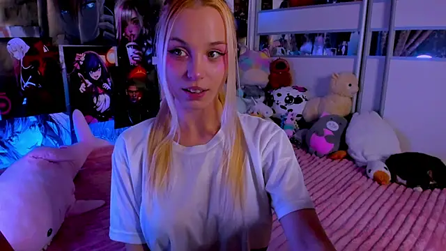 Snapshot of Cute__Pony chatting on 15, 10, 2025 Cute Pony online show from 15, 10, 2025