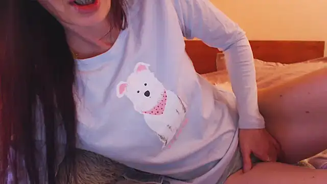 Snapshot of LovelyAndraGirl chatting on 1, 2, 2026 LovelyAndraGirl online show from 1, 2, 2026