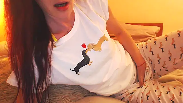 Snapshot of LovelyAndraGirl chatting on 7, 2, 2026 LovelyAndraGirl online show from 7, 2, 2026