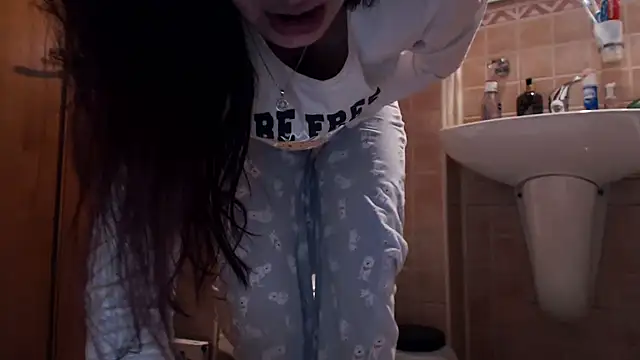 LovelyAndraGirl online show from 2, 5, 2026