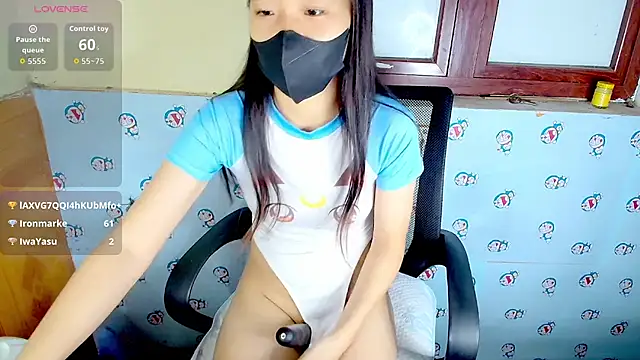 Snapshot of __Saphia__ chatting on 11, 11, 2025 Saphia online show from 11, 11, 2025