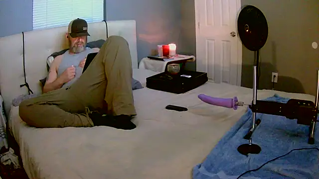 Snapshot of Cummerforyouu2 chatting on 13, 3, 2025 Cummerforyouu2 online show from 13, 3, 2025