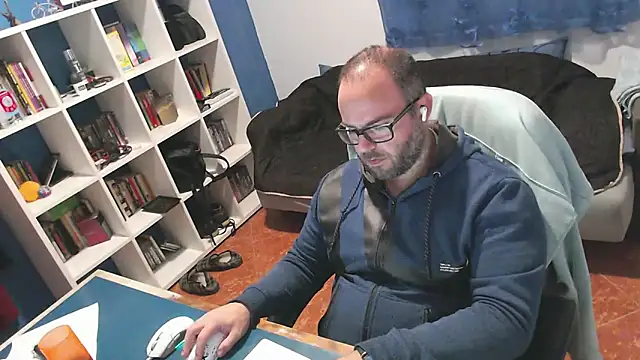 ravingr4d4 online show from 17, 11, 2025