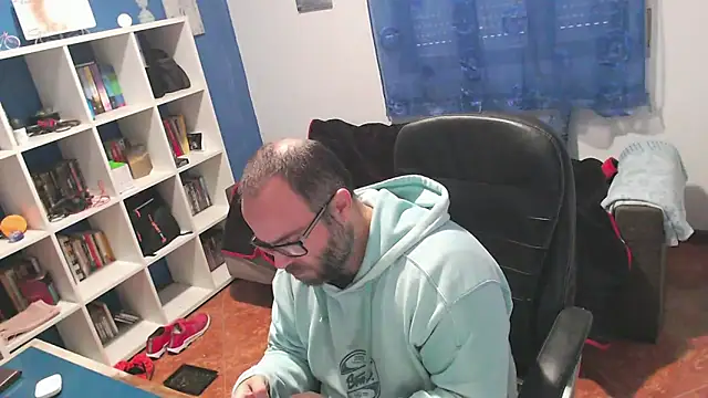 ravingr4d4 online show from 5, 12, 2025