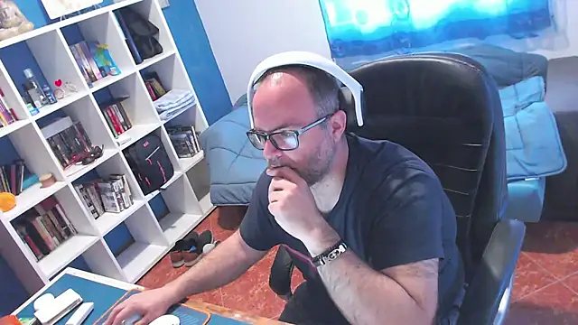 ravingr4d4 online show from 6, 4, 2026