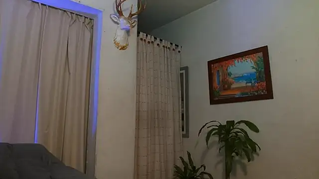 Snapshot of AndrewMartinez chatting on 5, 7, 2026 AndrewMartinez online show from 5, 7, 2026