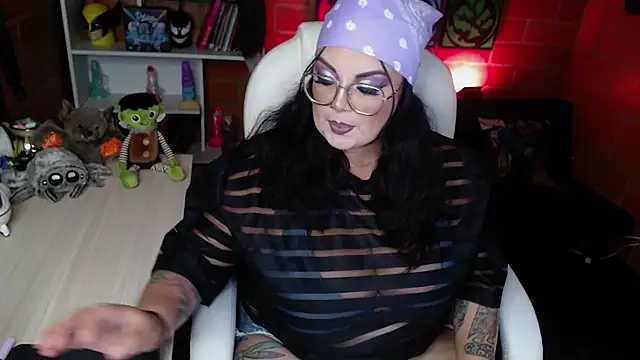 Snapshot of juliette_rd chatting on 25, 2, 2025 juliette rd online show from 25, 2, 2025