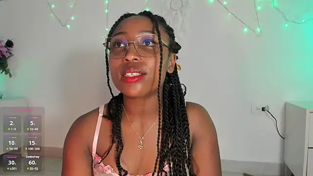 EmmaSanzz  online show from 13, 3, 2025