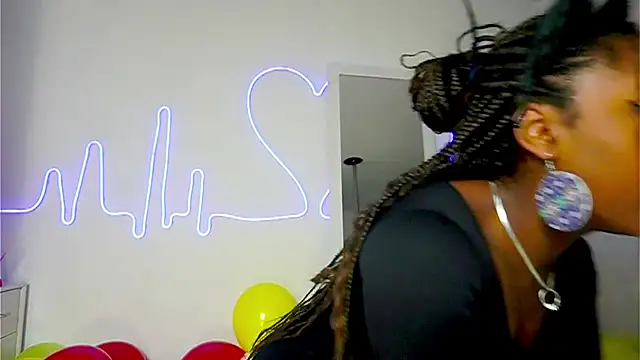 EmmaSanzz  online show from 21, 9, 2025