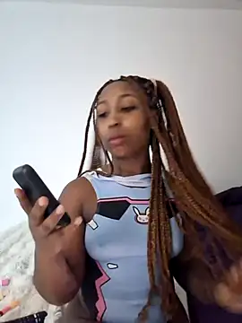 EmmaSanzz  online show from 26, 11, 2025