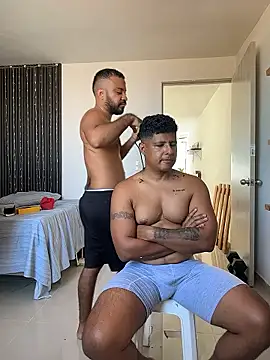 Little Bear00 online show from 18, 1, 2026