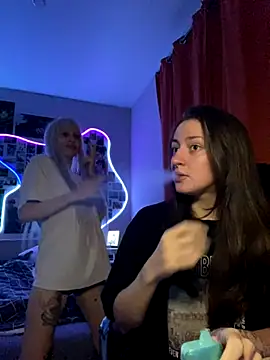 Snapshot of Dooubletroublee chatting on 27, 9, 2025 Dooubletroublee online show from 27, 9, 2025