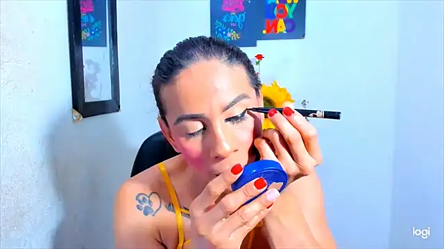 Snapshot of juanblakbigcock chatting on 19, 12, 2025 juanblakbigcock online show from 19, 12, 2025