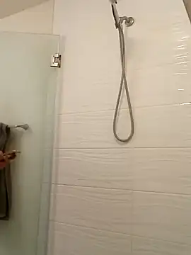 El Gizmo online show from 12, 3, 2025