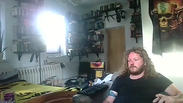 Snapshot of sunr1sa chatting on 8, 6, 2026 sunr1sa online show from 8, 6, 2026