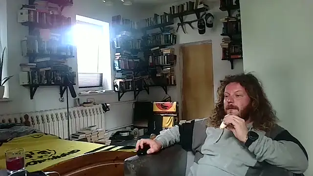 Snapshot of sunr1sa chatting on 17, 6, 2026 sunr1sa online show from 17, 6, 2026