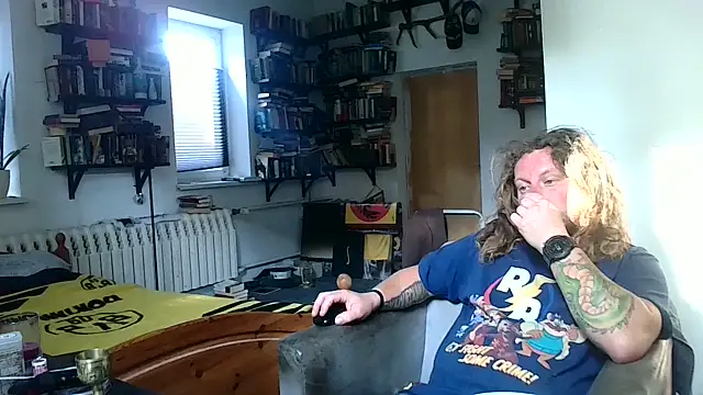 Snapshot of sunr1sa chatting on 25, 7, 2026 sunr1sa online show from 25, 7, 2026