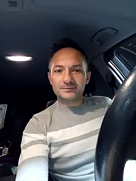 DANIELNEEL23 online show from 10, 1, 2025