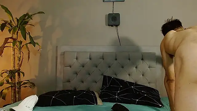 Mr WhiteCock online show from 3, 12, 2024