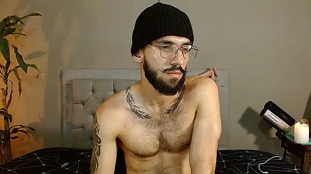 Mr WhiteCock online show from 6, 12, 2024