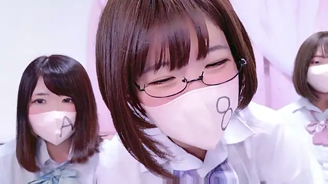 Snapshot of 841_yayoi chatting on 5, 6, 2026 841 yayoi online show from 5, 6, 2026