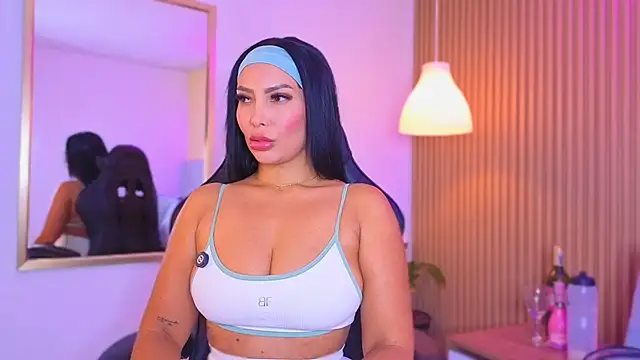 Dakota diaz  online show from 13, 4, 2026