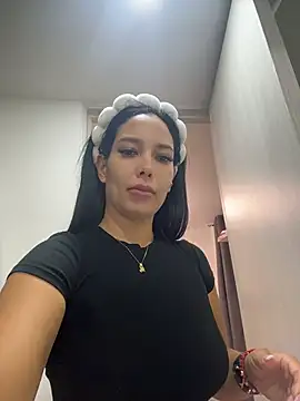 Dakota diaz  online show from 31, 5, 2026