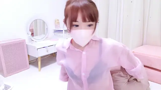 Snapshot of shihori_s2 chatting on 24, 12, 2024 shihori s2 online show from 24, 12, 2024