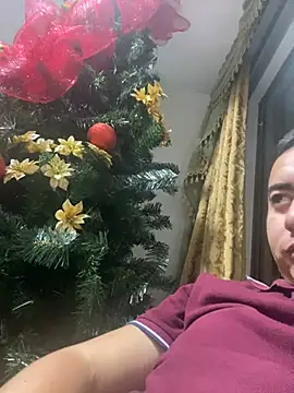 DanielGomez9 online show from 25, 12, 2024