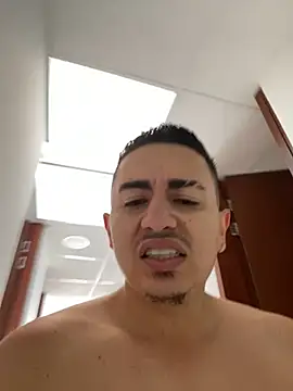 DanielGomez9 online show from 28, 12, 2024