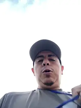 DanielGomez9 online show from 20, 1, 2025