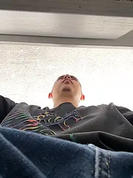 DanielGomez9 online show from 3, 2, 2025