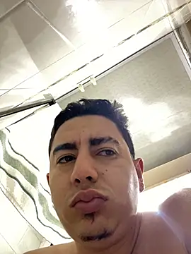 DanielGomez9 online show from 18, 2, 2025