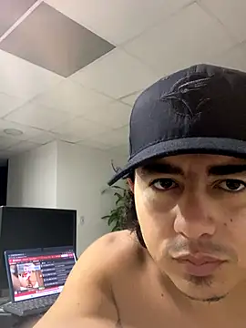 DanielGomez9 online show from 16, 12, 2025