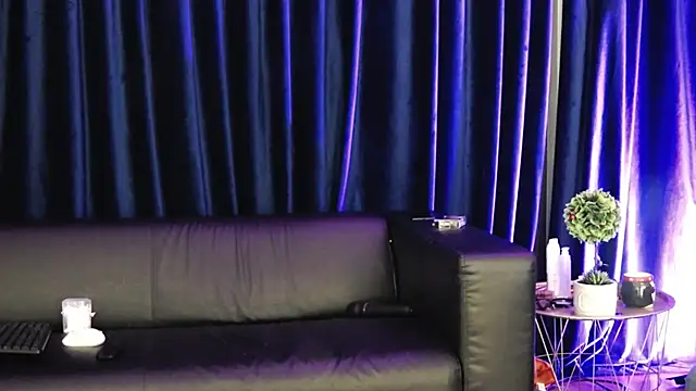 RosaCatalleya online show from 23, 3, 2026