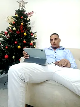 Snapshot of bonehur chatting on 25, 11, 2025 bonehur online show from 25, 11, 2025