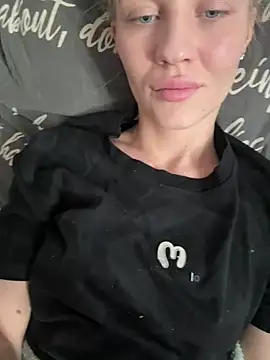 Nikol Clare online show from 30, 5, 2026