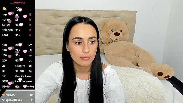 Snapshot of DarcieJane chatting on 6, 12, 2024 DarcieJane online show from 6, 12, 2024