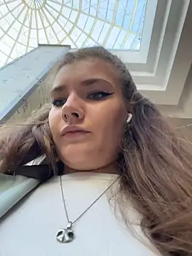 Holy Tereza online show from 7, 6, 2026