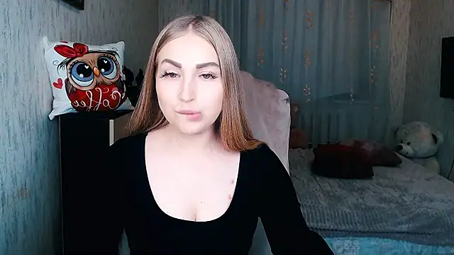  KittyBoo online show from 4, 12, 2025