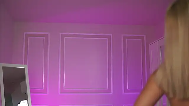 EvaZane online show from 9, 1, 2026