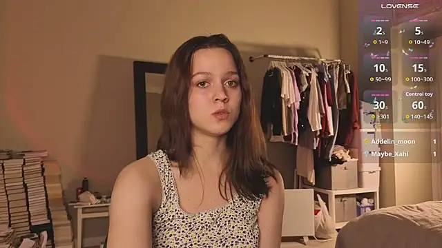 Addelin Moon online show from 22, 11, 2025