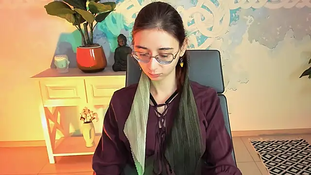 Snapshot of Orianna_Fox chatting on 17, 10, 2025 Orianna Fox online show from 17, 10, 2025
