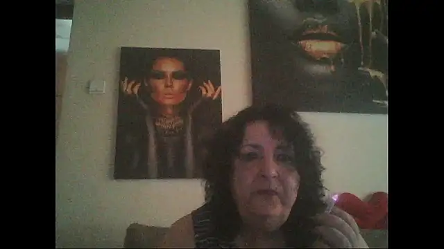 Snapshot of maturekorine chatting on 12, 7, 2026 maturekorine online show from 12, 7, 2026