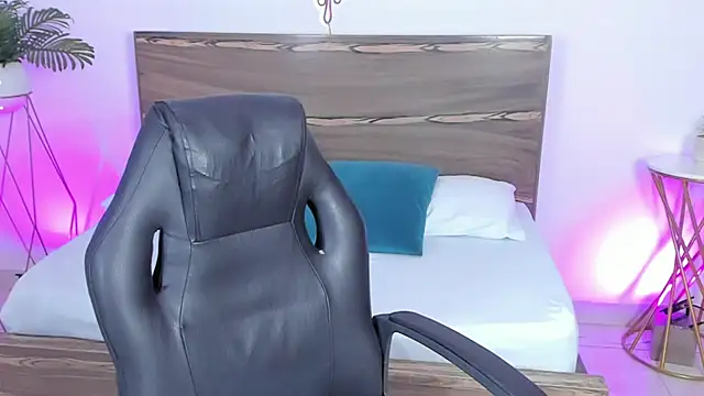 Snapshot of ivette_bocelly chatting on 29, 12, 2024 ivette bocelly online show from 29, 12, 2024