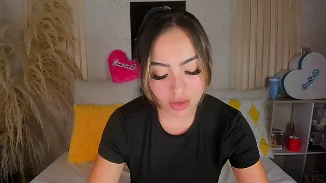 lindadelavega online show from 2, 3, 2025