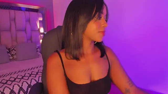 EmilyHaan online show from 14, 1, 2025