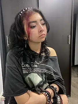 Snapshot of _Gothiccbitch_ chatting on 17, 12, 2024  Gothiccbitch  online show from 17, 12, 2024