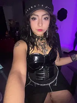  Gothiccbitch  online show from 5, 3, 2026